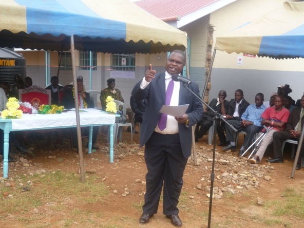 Deputy Governor Maangi expressing his appreciation to the Government and people of Japan