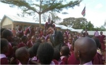Mr. Yamana surrounded by a lot of smiles