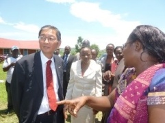 H.E. Mr. Terada and H.E. Mrs. Ruto touring the project site with H.E. Mr. Cyprian Awiti ,Homa Bay County Governor and Mrs. Esther Soti, Director of DEVLINK