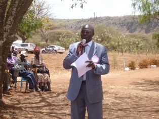 Mr. Simon Chelugui, Chairman of Oldebes Board of Management, expressing gratitude for the support from Japan.