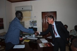 H.E. Josphat Nanok and H.E. Tatsushi Terada greeting each other