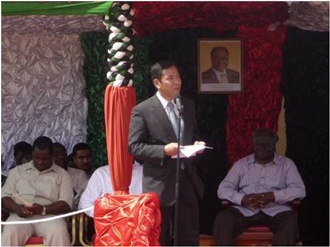 Ambassador Takata delivering his remarks
