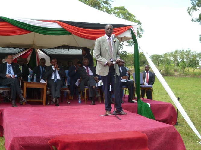 Mr. Godfrey Omonding - Sub County Commissioner, expressing appreciation to the Government and People of Japan for the generous assistance.