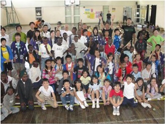 Group photo at the Nairobi Japanese School