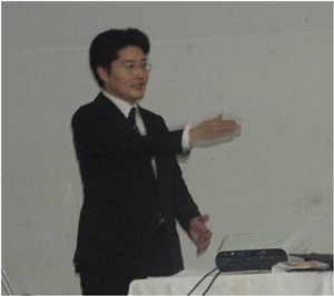 Professor Tadakuma during the Lecture