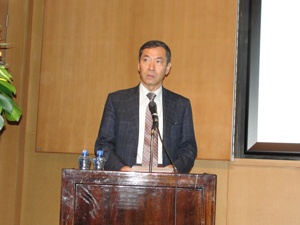 Ambassador Takata making an opening speech