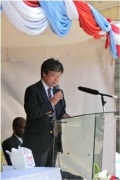 Mr. Eguchi, JICA Kenya office Representative, making a speech