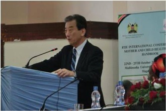 Prof. Kurokawa (Commissioner of Noguchi Hideyo Africa Prize), delivering his speech