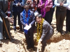 Mr. Mikio Mori, Chargés d'Affaires ad interim of Japan to Kenya breaking the ground for the project’s start.