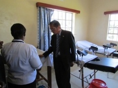 H.E. Mr. Tatsushi Terada checking the delivery room