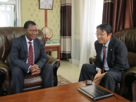 Mr.Mori calling on Professor Kutima, Deputy Governor of Kakamega County