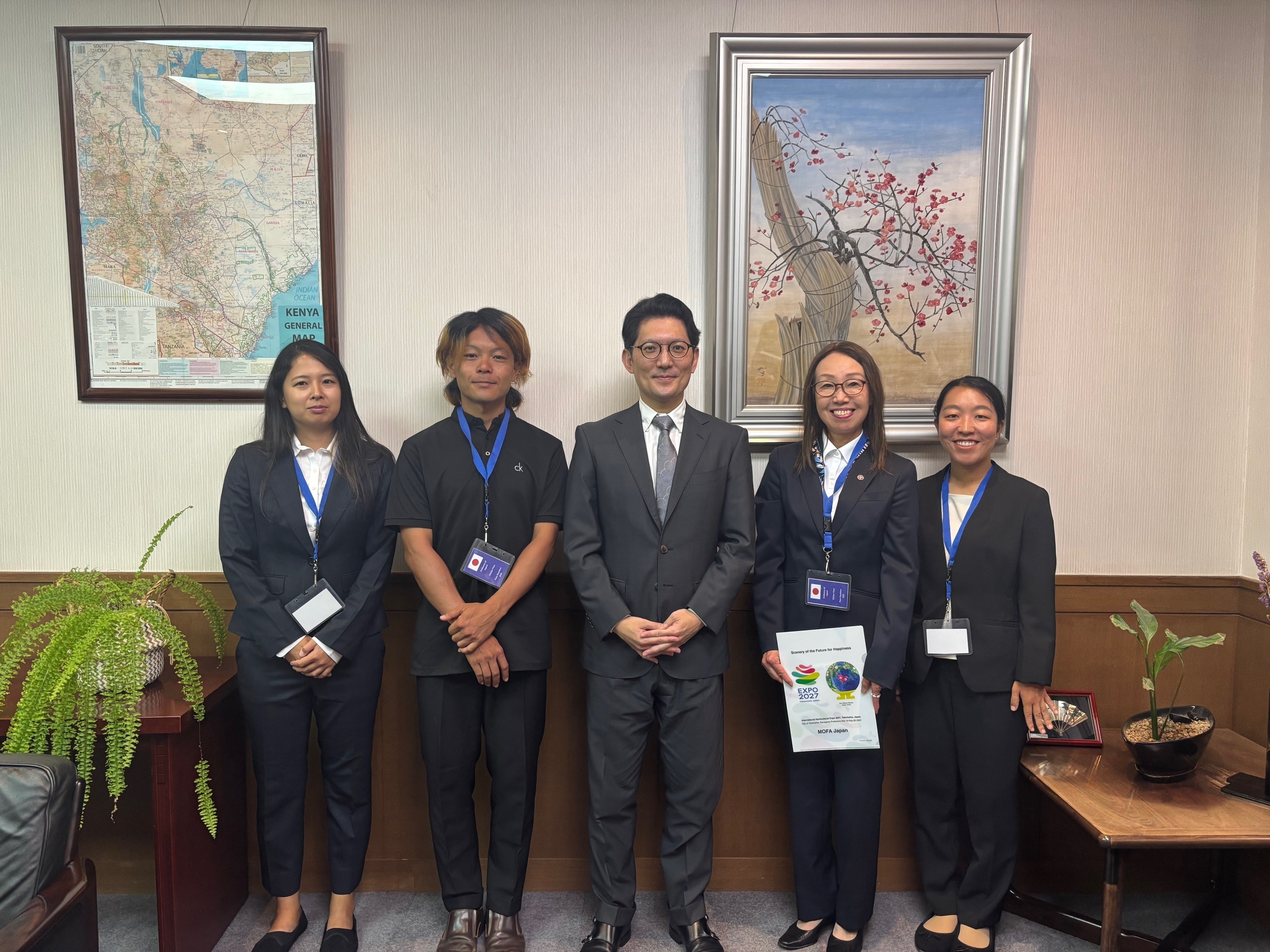 JICA海外協力隊による堀次席への表敬「令和8年4月17日掲載」